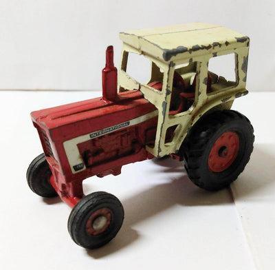 Ertl #1355 IH International Harvester 1466 Tractor 1970's 1/64 - TulipStuff