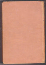 Load image into Gallery viewer, The Hardy Boys Footprints Under The Window Franklin W Dixon 1933 - TulipStuff