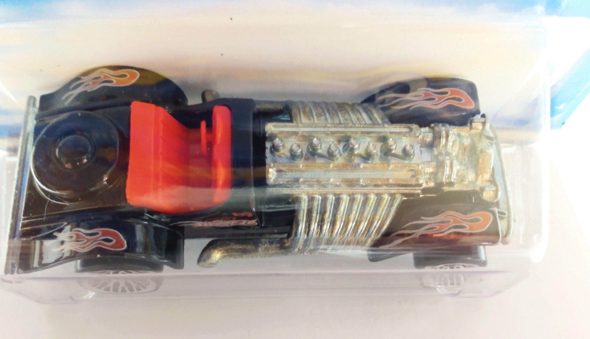 Hot Wheels 2000 Collector #220 Sweet 16 Convertible Roadster - TulipStuff