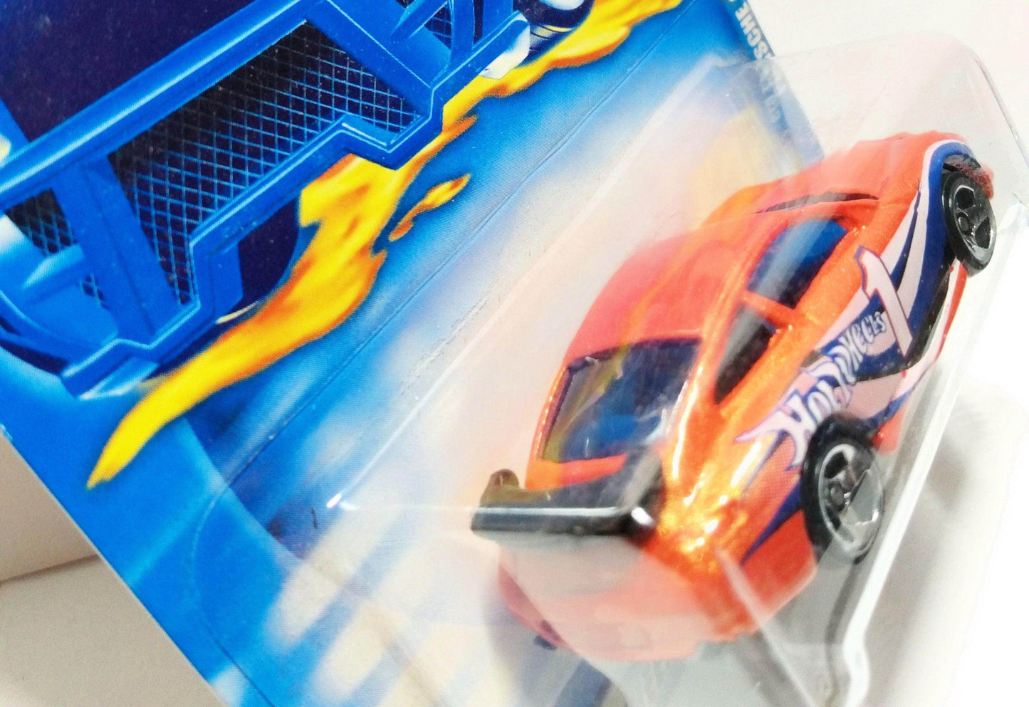 Hot Wheels 2001 Collector #214 Porsche 911 GT3 Cup Sports Car - TulipStuff