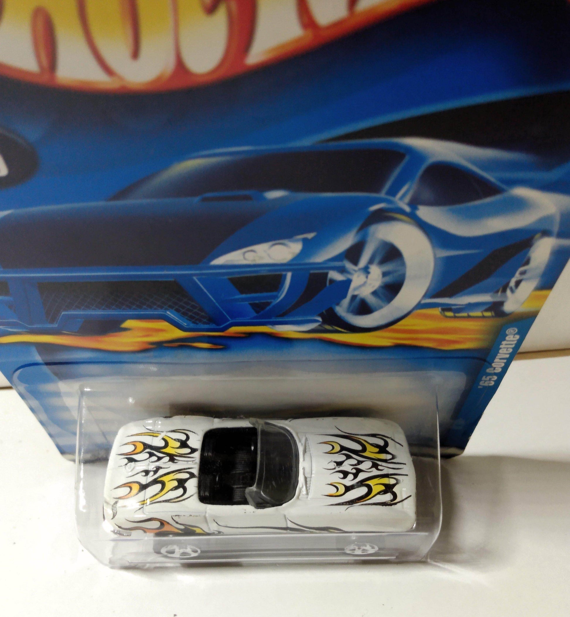 Hot Wheels 2001 Collector #109 '65 Chevrolet Corvette Convertible - TulipStuff