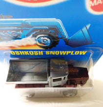 Load image into Gallery viewer, Hot Wheels Collector #201 Oshkosh Snowplow Fresno Feed 1997 - TulipStuff