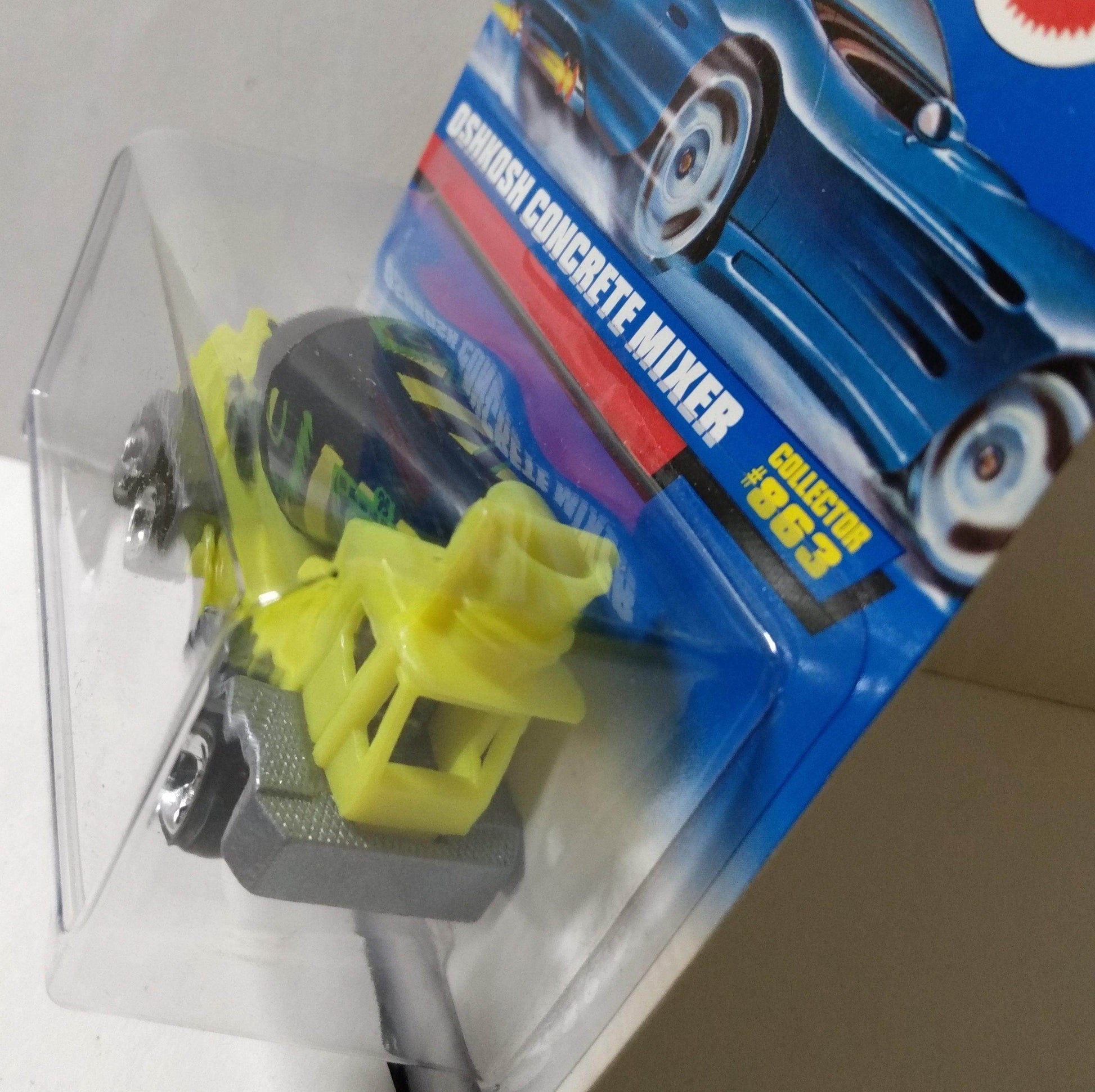 Hot Wheels Collector #863 Oshkosh Concrete Mixer Truck 1997 - TulipStuff