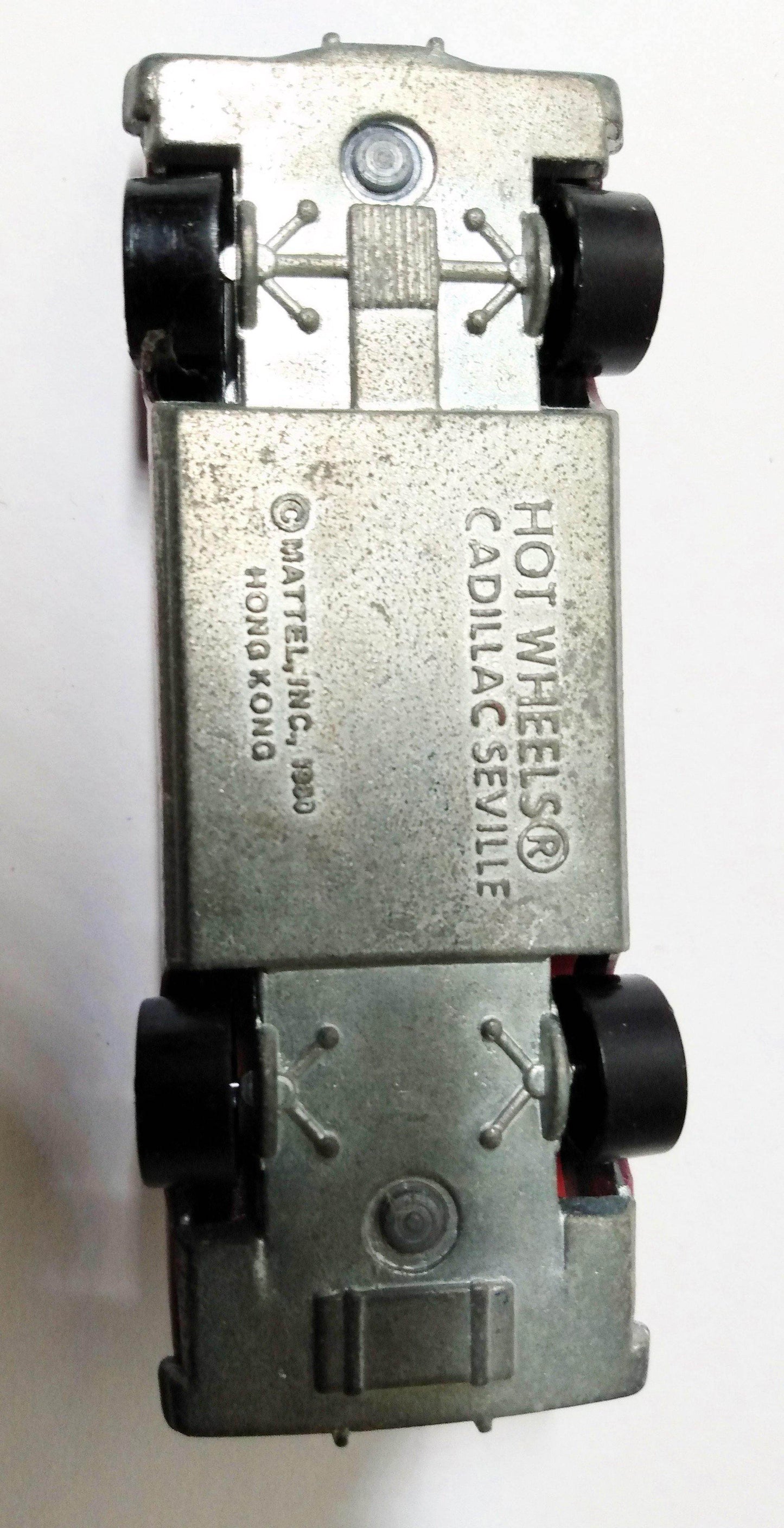 Hot Wheels 1698 Cadillac Seville Hong Kong 1980 - TulipStuff