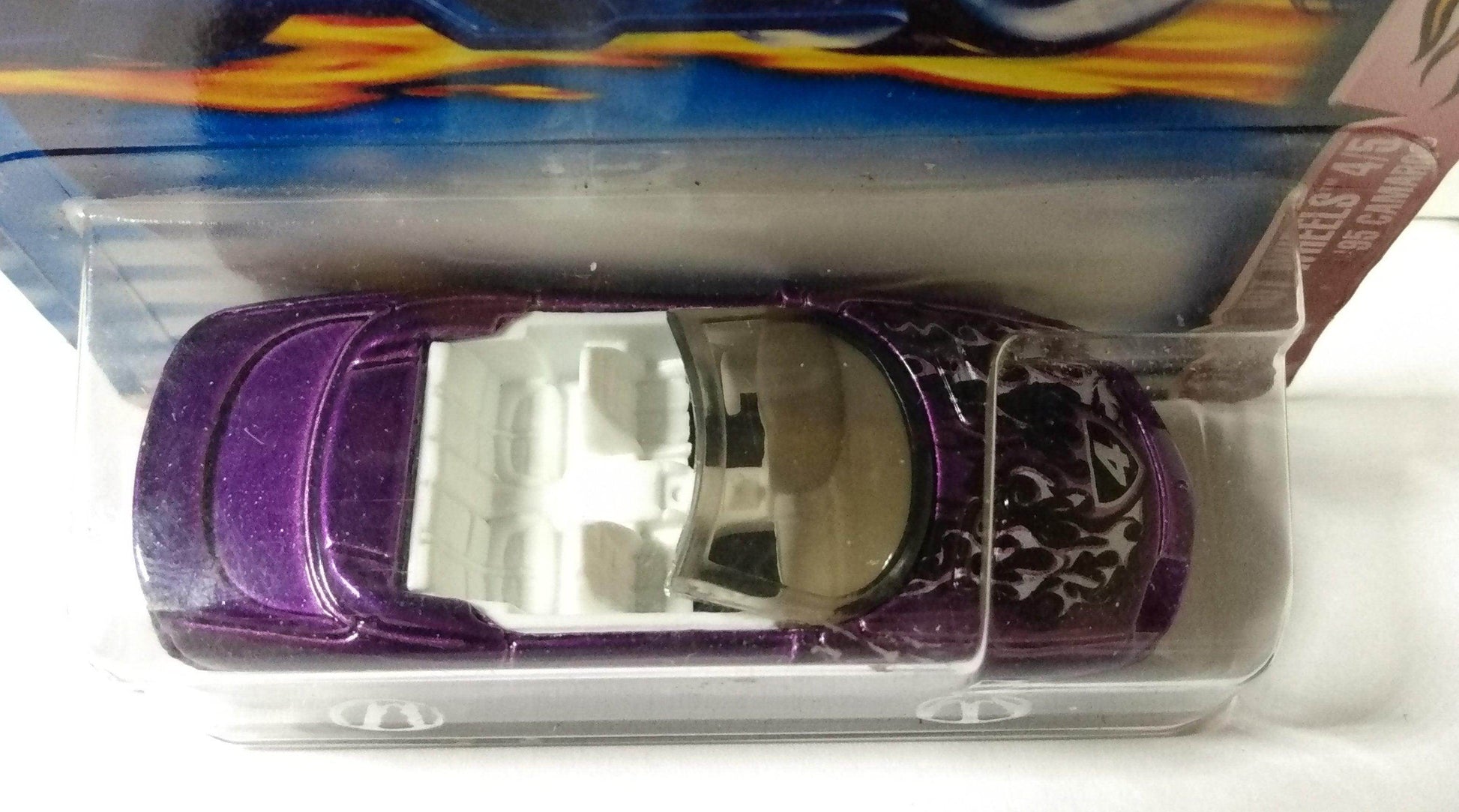 Hot Wheels Flamin' HW '95 Chevy Camaro Convertible 2003 #063 - TulipStuff