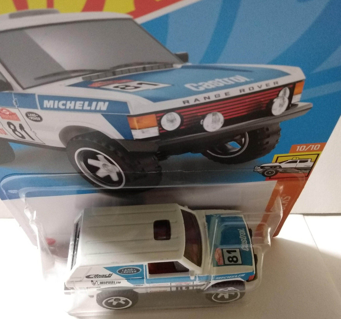 Hot Wheels HW Hot Trucks Range Rover Classic 2021 White #245 - TulipStuff