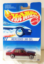 Load image into Gallery viewer, Hot Wheels Mercedes 380SEL 12346 uh Canada 1994 - TulipStuff