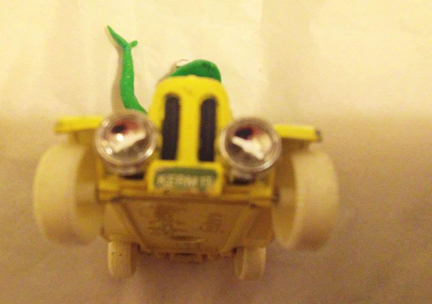 Corgi Toys 2030-A1 Diecast Metal Muppets Kermit's Kar Made in Great Britain 1979 - TulipStuff