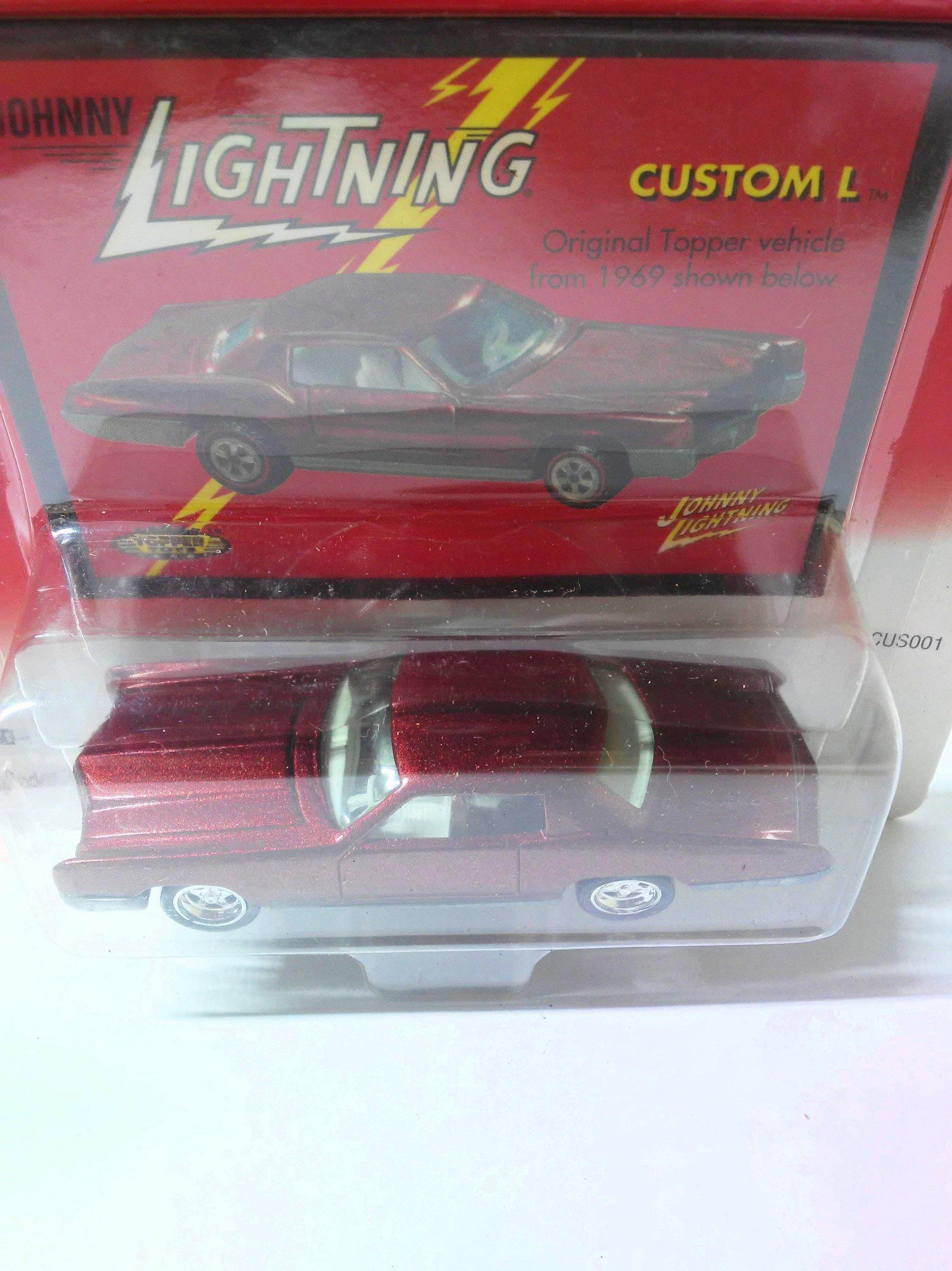 Johnny Lightning Topper Series Custom L  Die-Cast Metal Cadillac Eldorado 2000 - TulipStuff