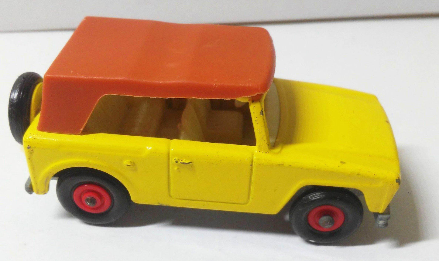 Lesney Matchbox no. 18 Field Car Made in England 1969 - TulipStuff