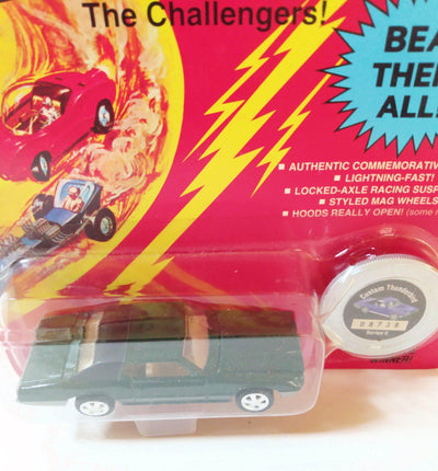 Johnny Lightning Commemorative Ltd Ed Ford Custom Thunderbird 1995 - TulipStuff