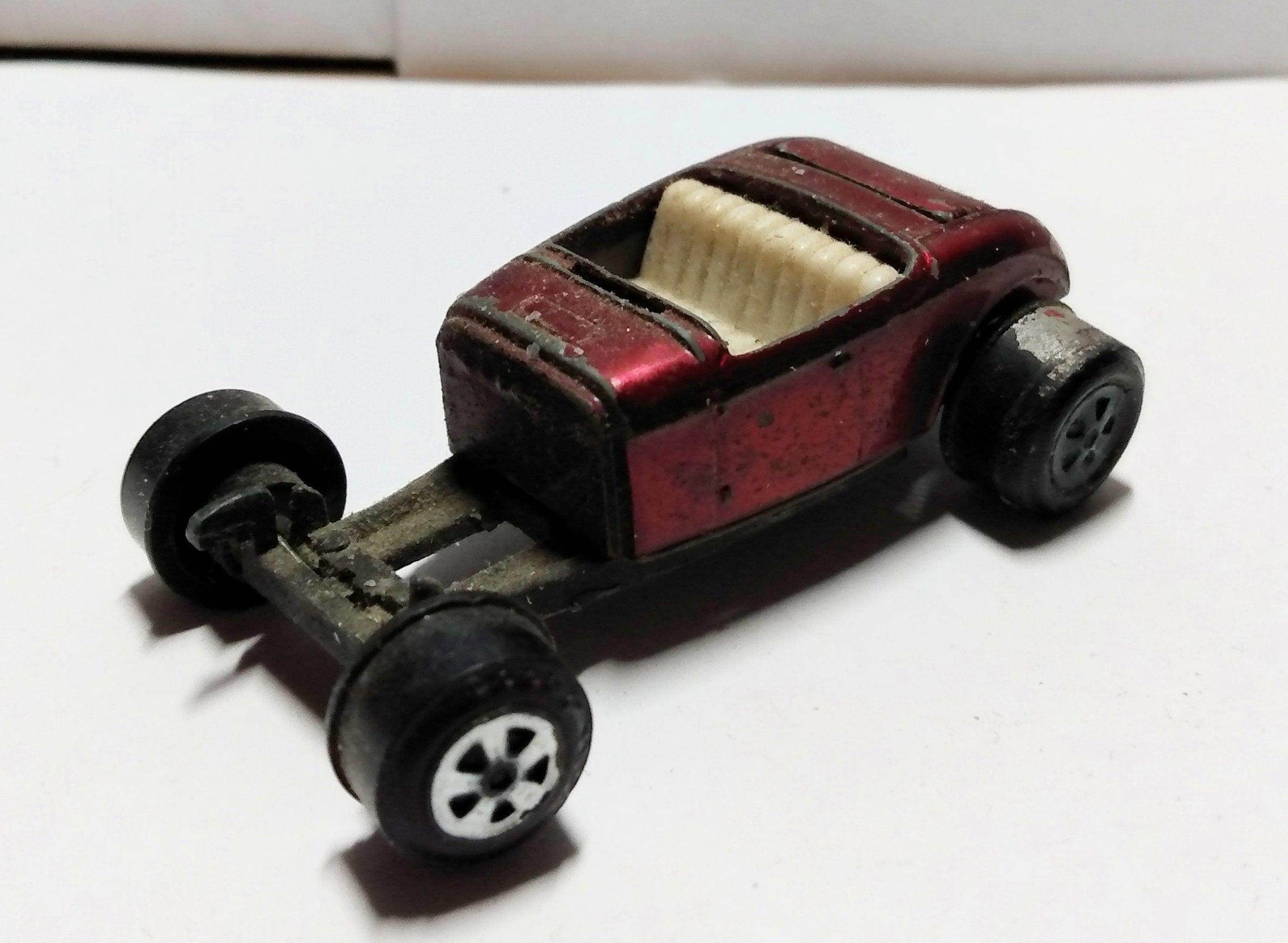 Johnny Lightning Topper Custom '32 Ford Roadster Hot Rod USA 1969 Red - TulipStuff