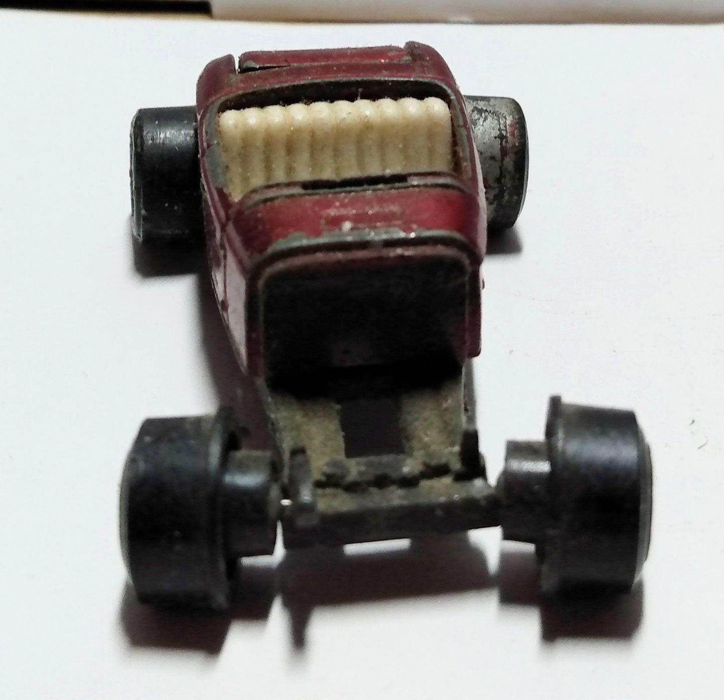 Johnny Lightning Topper Custom '32 Ford Roadster Hot Rod USA 1969 Red - TulipStuff