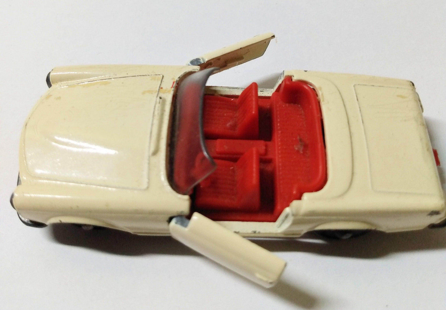 Lesney Matchbox 27 Mercedes-Benz 230SL 1966 England - TulipStuff