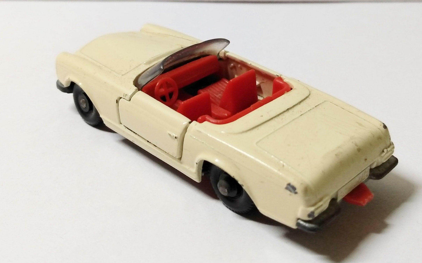 Lesney Matchbox 27 Mercedes-Benz 230SL 1966 England - TulipStuff