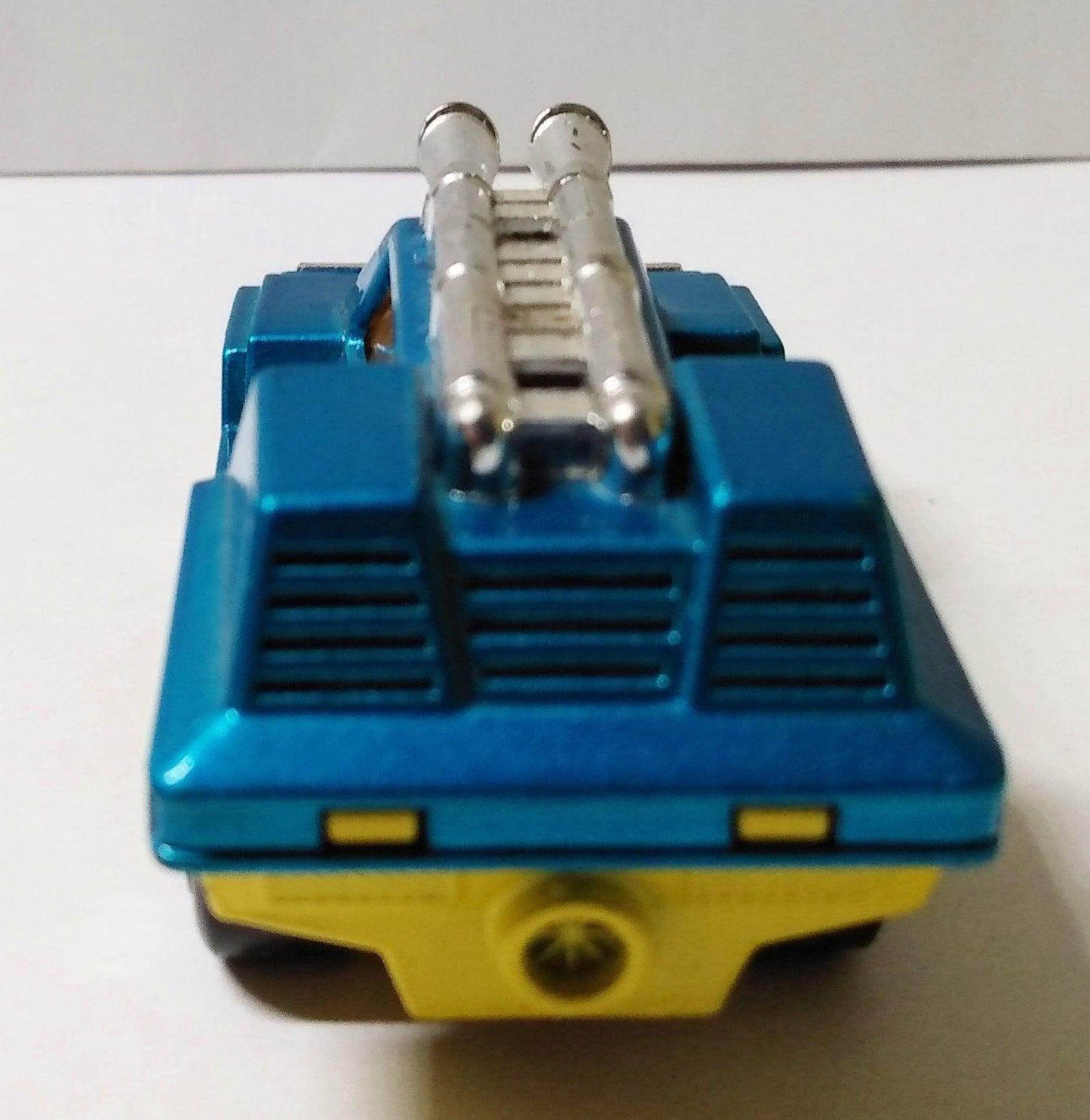 Lesney Matchbox 68 Cosmobile Blue 1975 Superfast England - TulipStuff