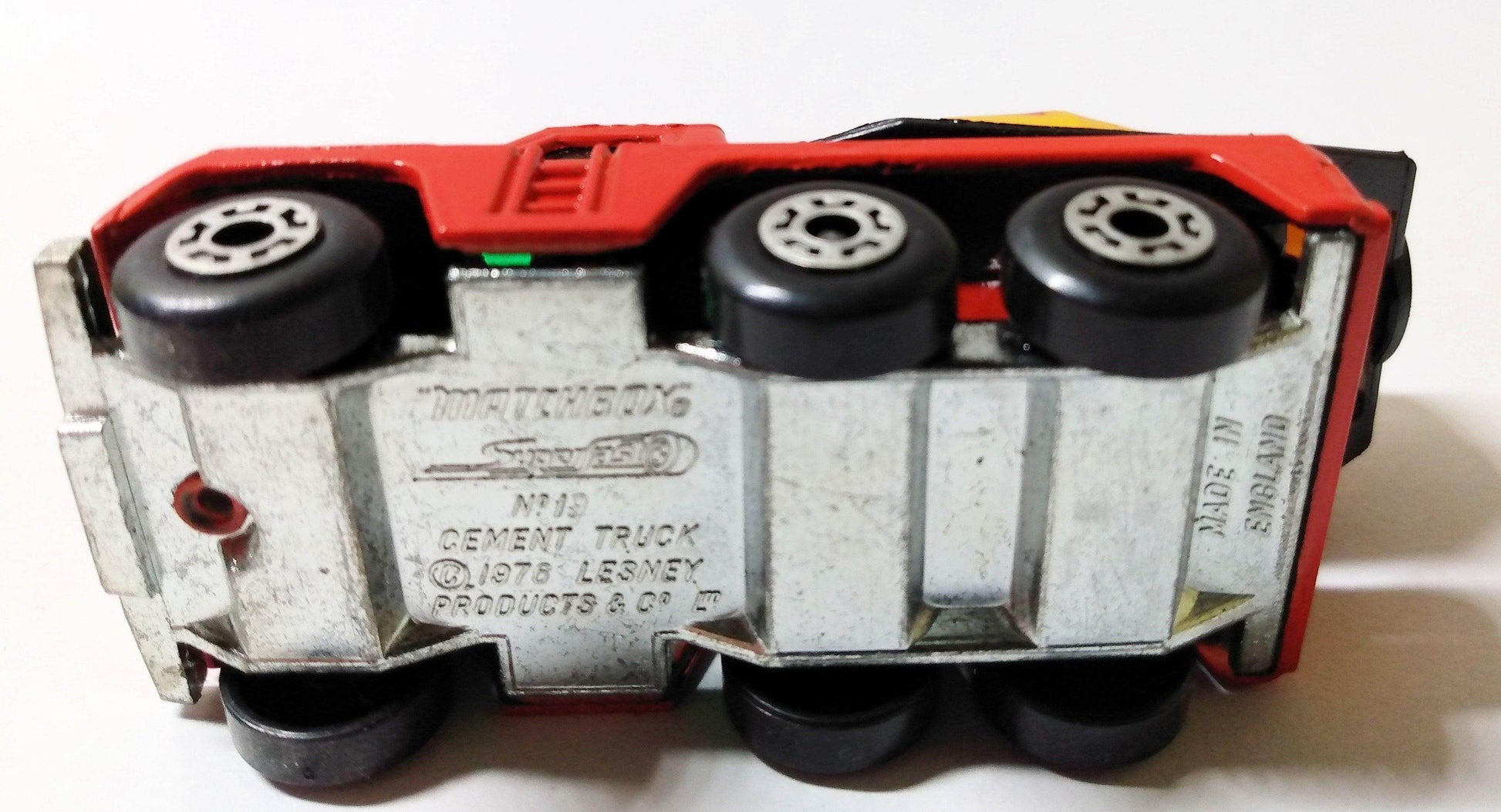 Lesney Matchbox 19 Badger Cement Truck Construction Toy 1976 - TulipStuff