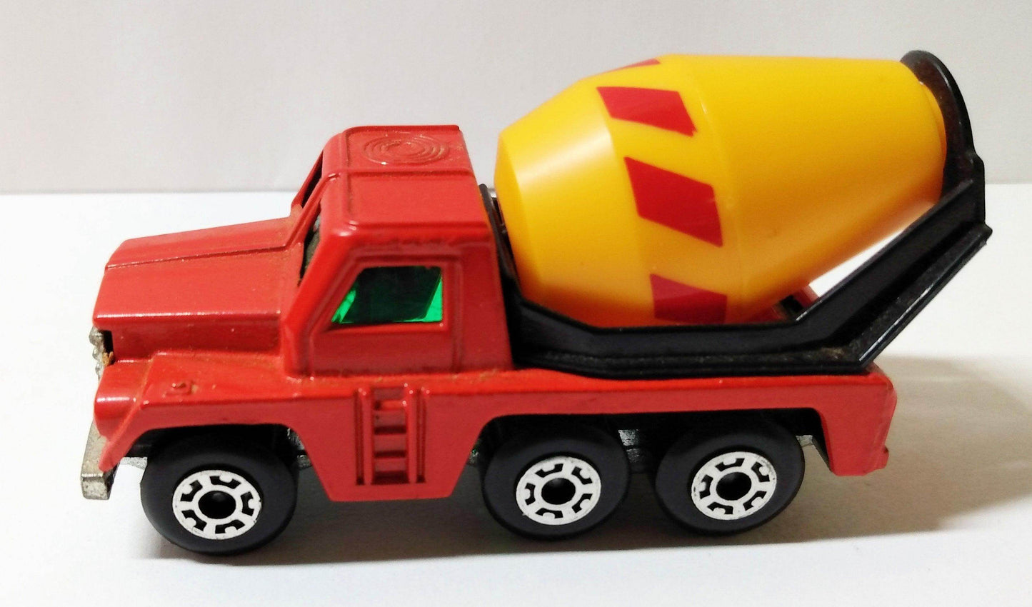 Lesney Matchbox 19 Badger Cement Truck Construction Toy 1976 - TulipStuff
