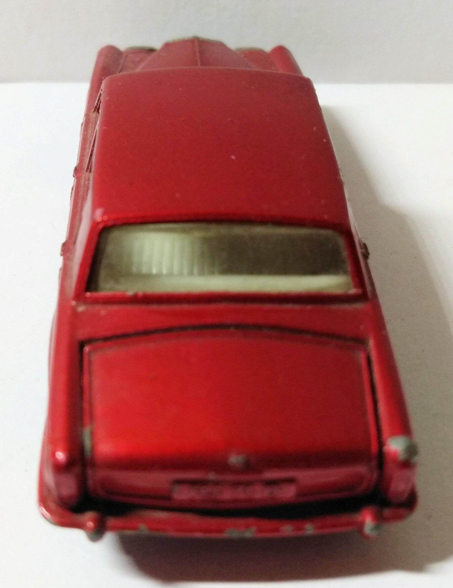 Lesney Matchbox no. 24 Rolls Royce Silver Shadow Made in England 1967 - TulipStuff