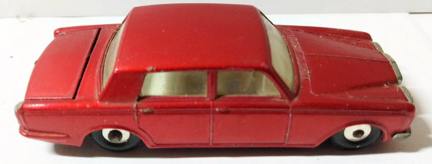 Lesney Matchbox no. 24 Rolls Royce Silver Shadow Made in England 1967 - TulipStuff