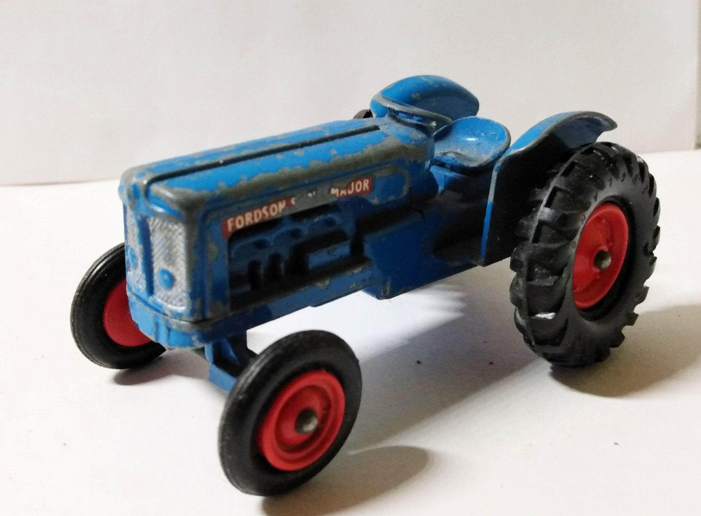 Lesney Matchbox King Size K11 Fordson Tractor England 1963 - TulipStuff