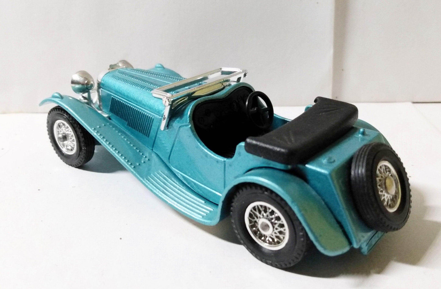 Lesney Matchbox Models of Yesteryear Y1 1936 Jaguar SS100 - TulipStuff