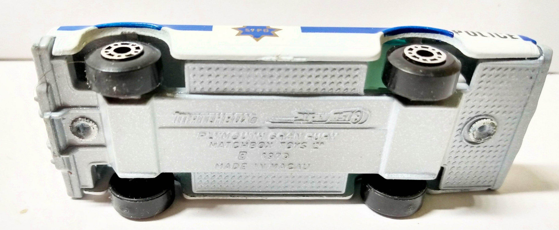 Matchbox 10 Plymouth Gran Fury Police Car SFPD 1979 - TulipStuff