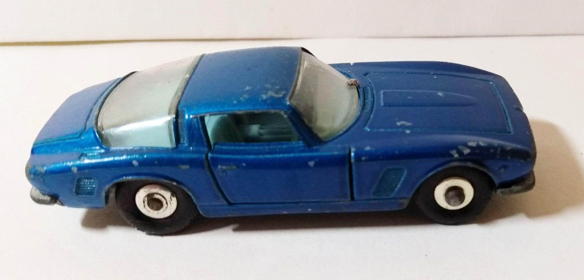 Lesney Matchbox no. 14 Iso Grifo Italian Sports Car 1968 - TulipStuff