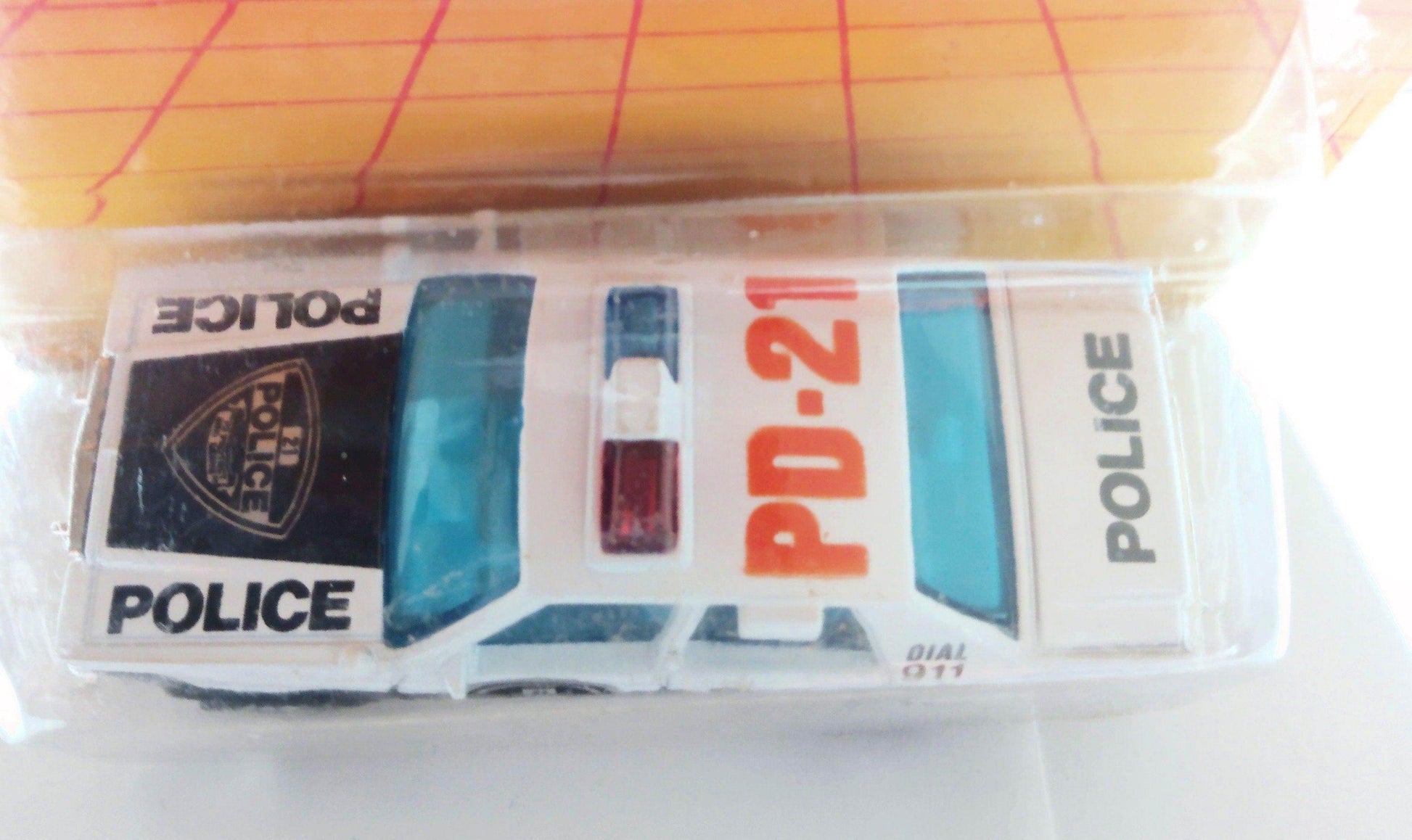 Matchbox MB16 Ford LTD Police Car Diecast Metal no. 1716 1987 - TulipStuff