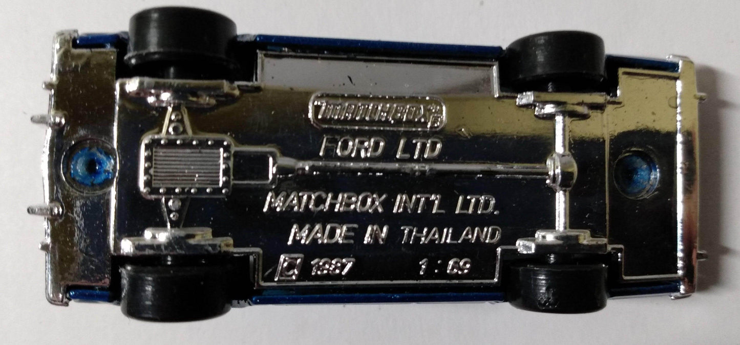 Matchbox 16 Ford LTD State Police Car Diecast Metal 1996 - TulipStuff