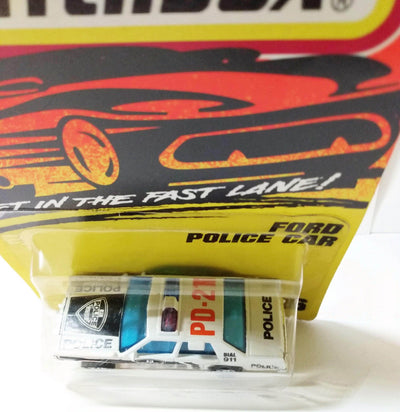 Matchbox 16 Ford LTD Police Car Diecast Metal 1993 - TulipStuff