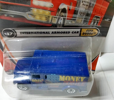 Matchbox 17 City Dudes International Armored Car 2001 - TulipStuff