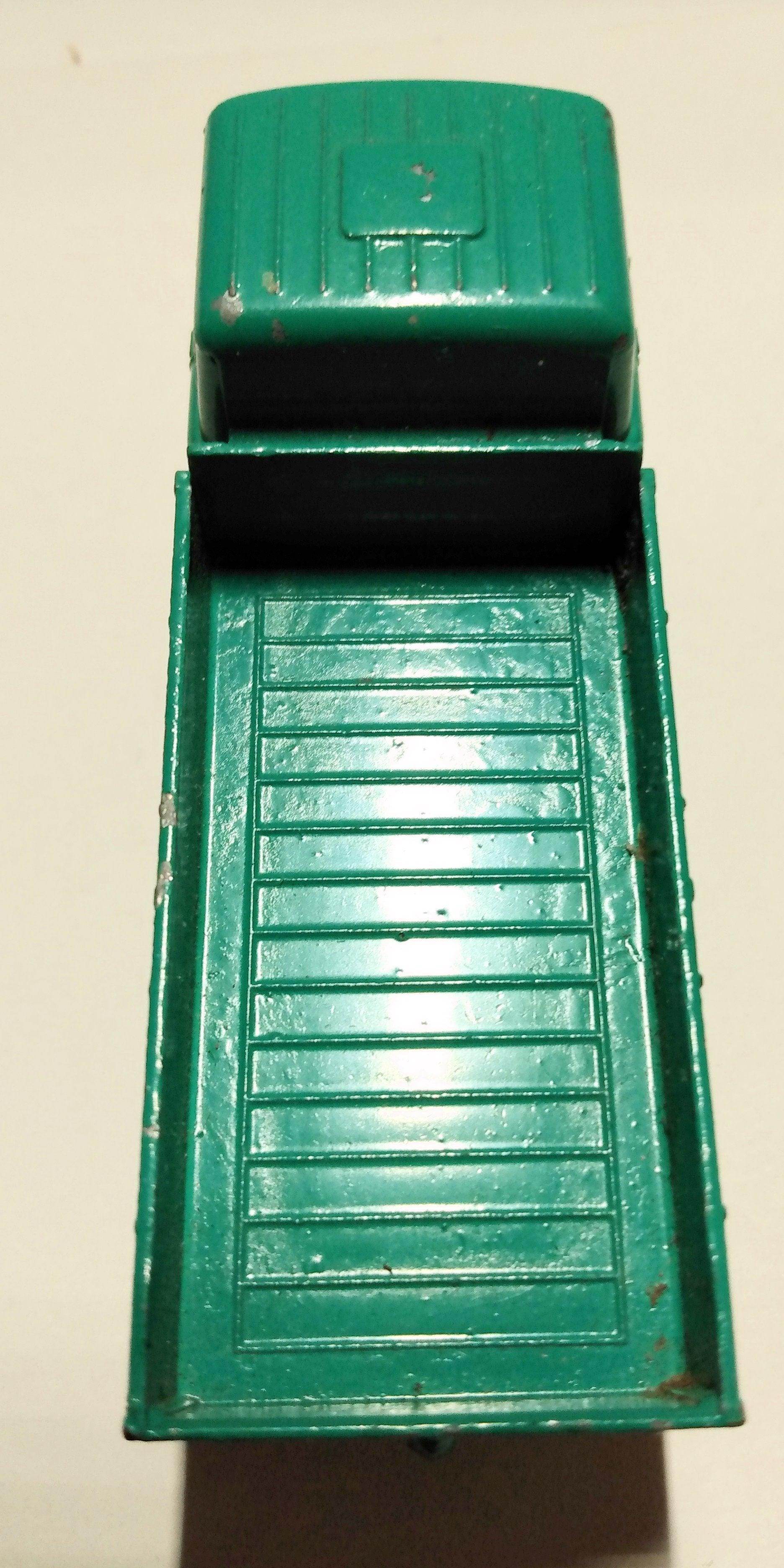 Lesney Matchbox No 1 Mercedes Benz Lorry Truck 1968 England - TulipStuff