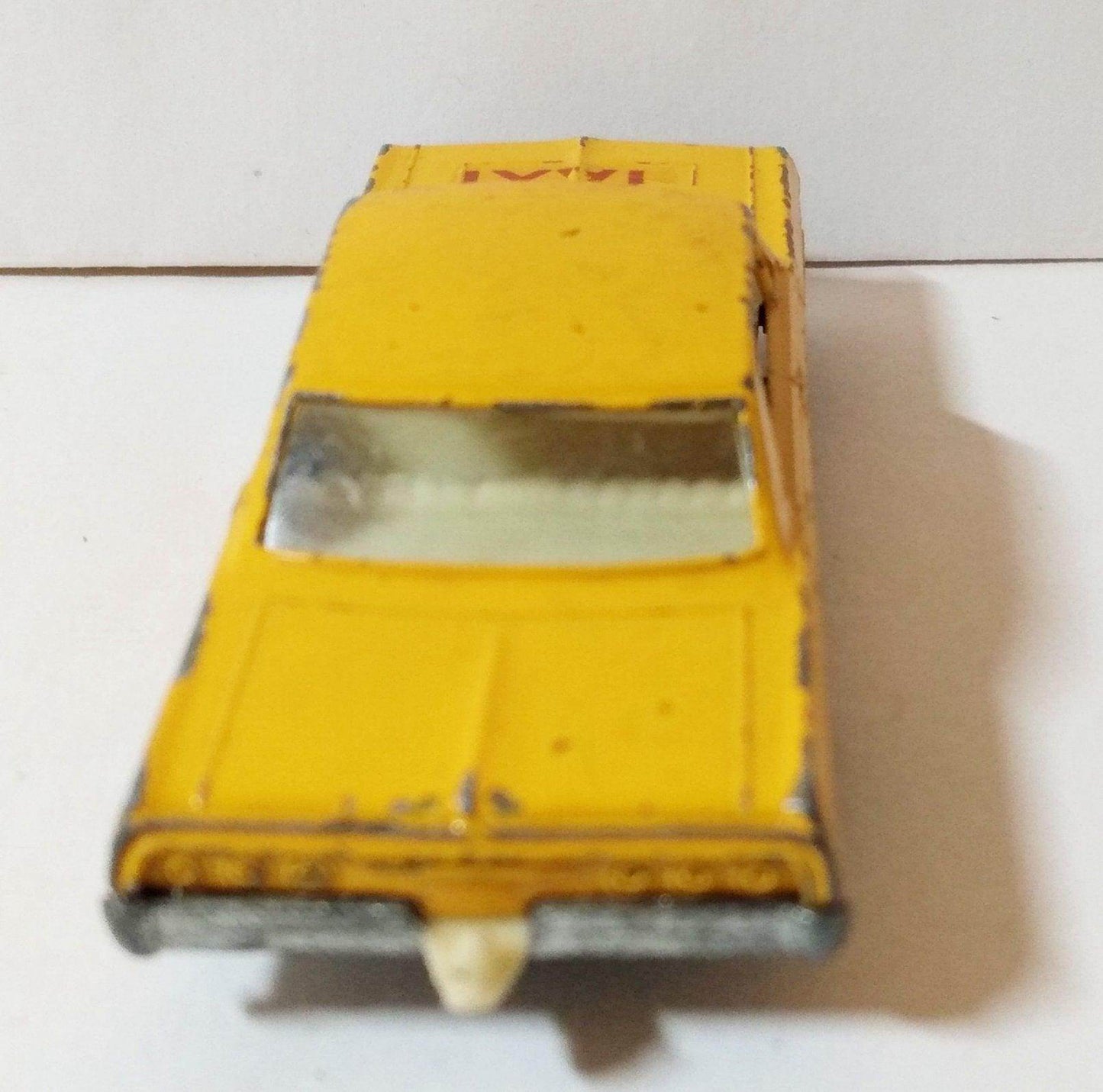 Lesney Matchbox no. 20 Chevrolet Impala Taxi 1965 - TulipStuff