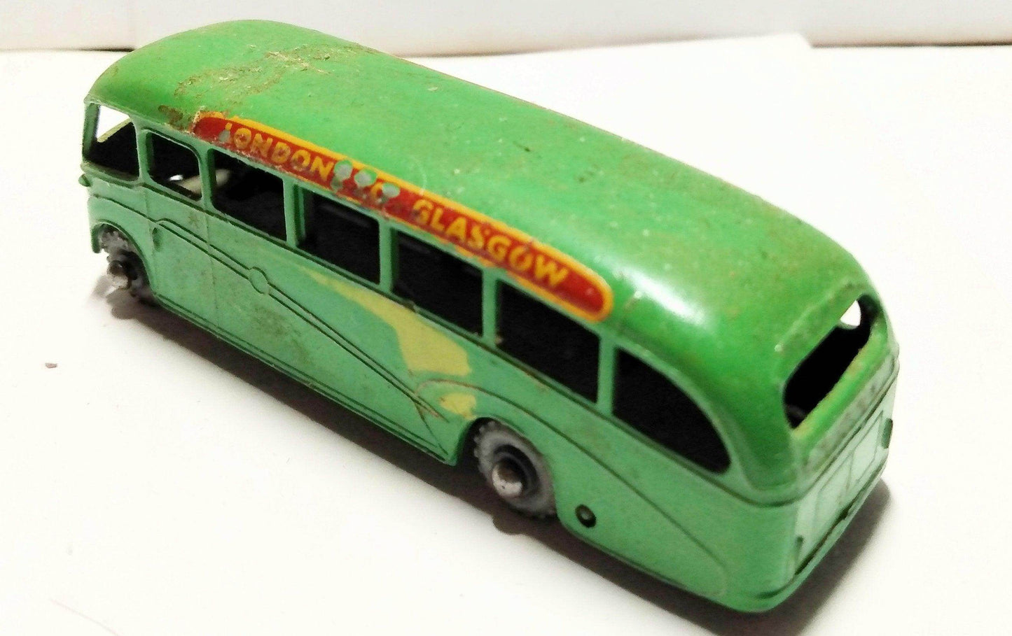 Lesney Matchbox 21 Bedford Duple Luxury Coach London to Glasgow 1958 - TulipStuff