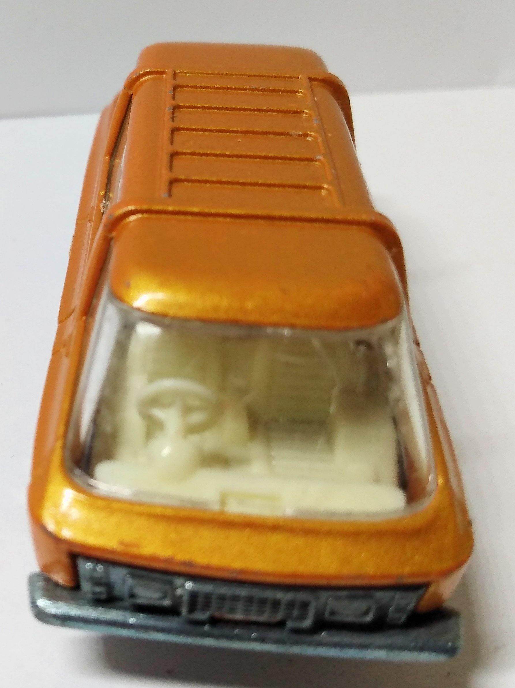 Matchbox 22 Freeman Inter-City Commuter Coach England 1971 Gold - TulipStuff