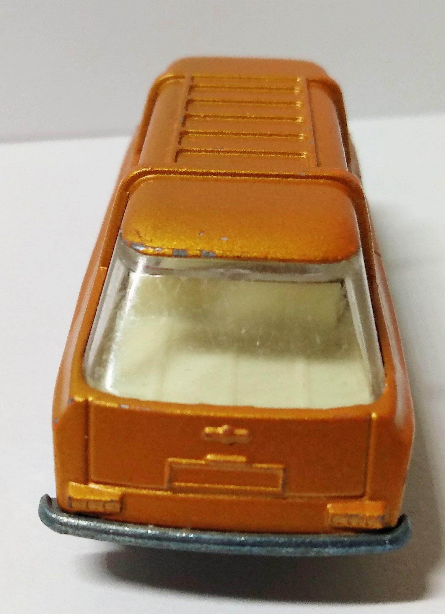 Matchbox 22 Freeman Inter-City Commuter Coach England 1971 Gold - TulipStuff
