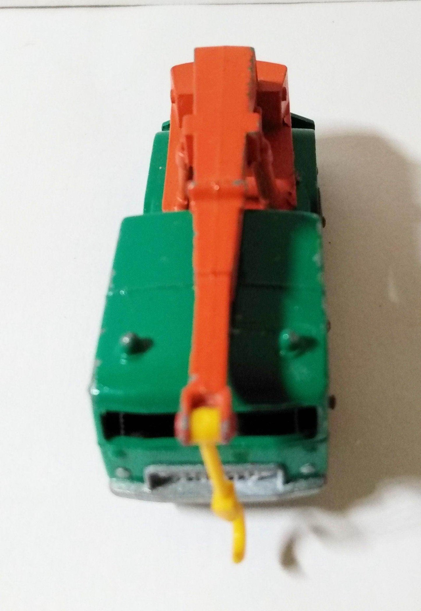 Lesney Matchbox 30 8-Wheel Crane Truck Diecast 1965 England - TulipStuff