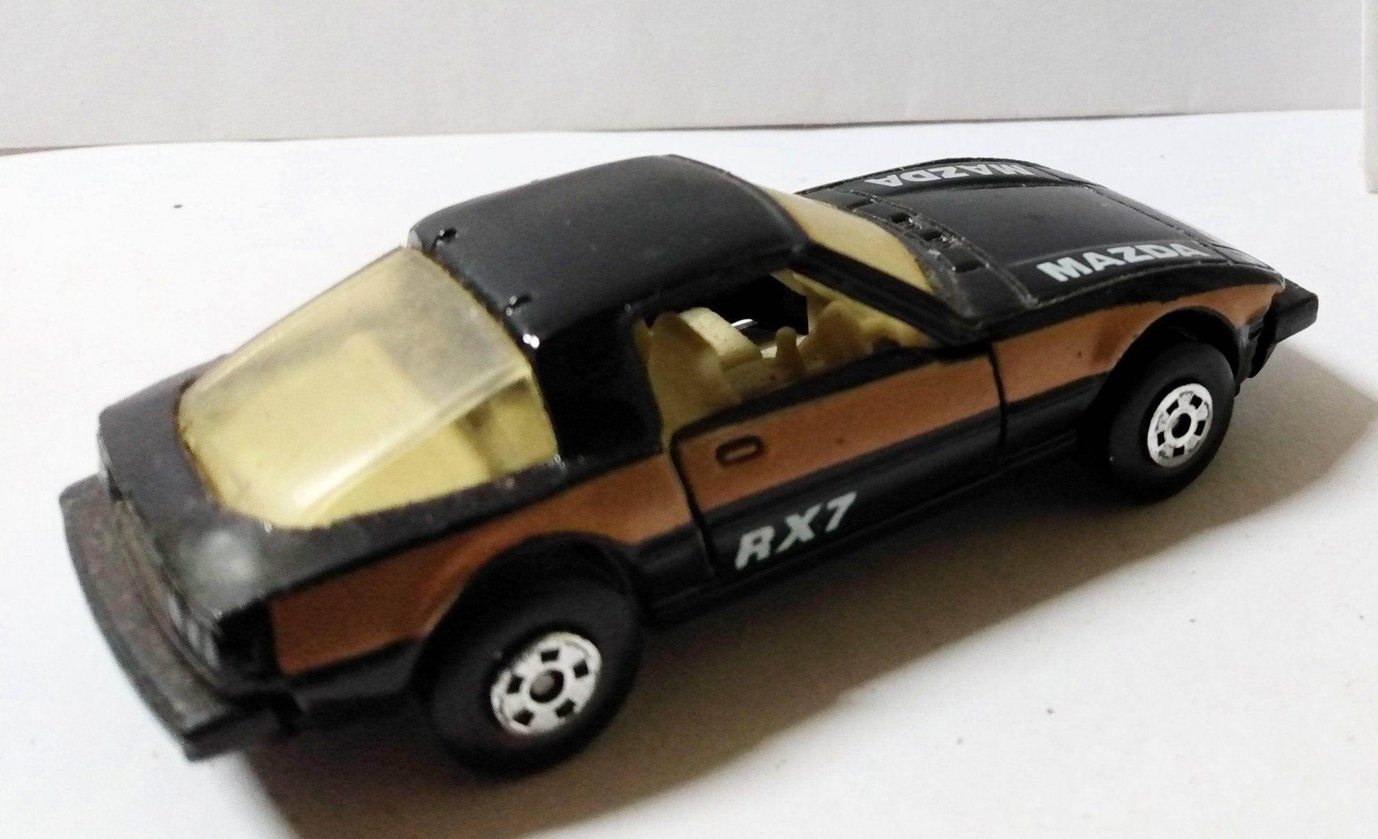 Lesney Matchbox No. 31 Mazda RX-7 Superfast Hong Kong 1979 - TulipStuff