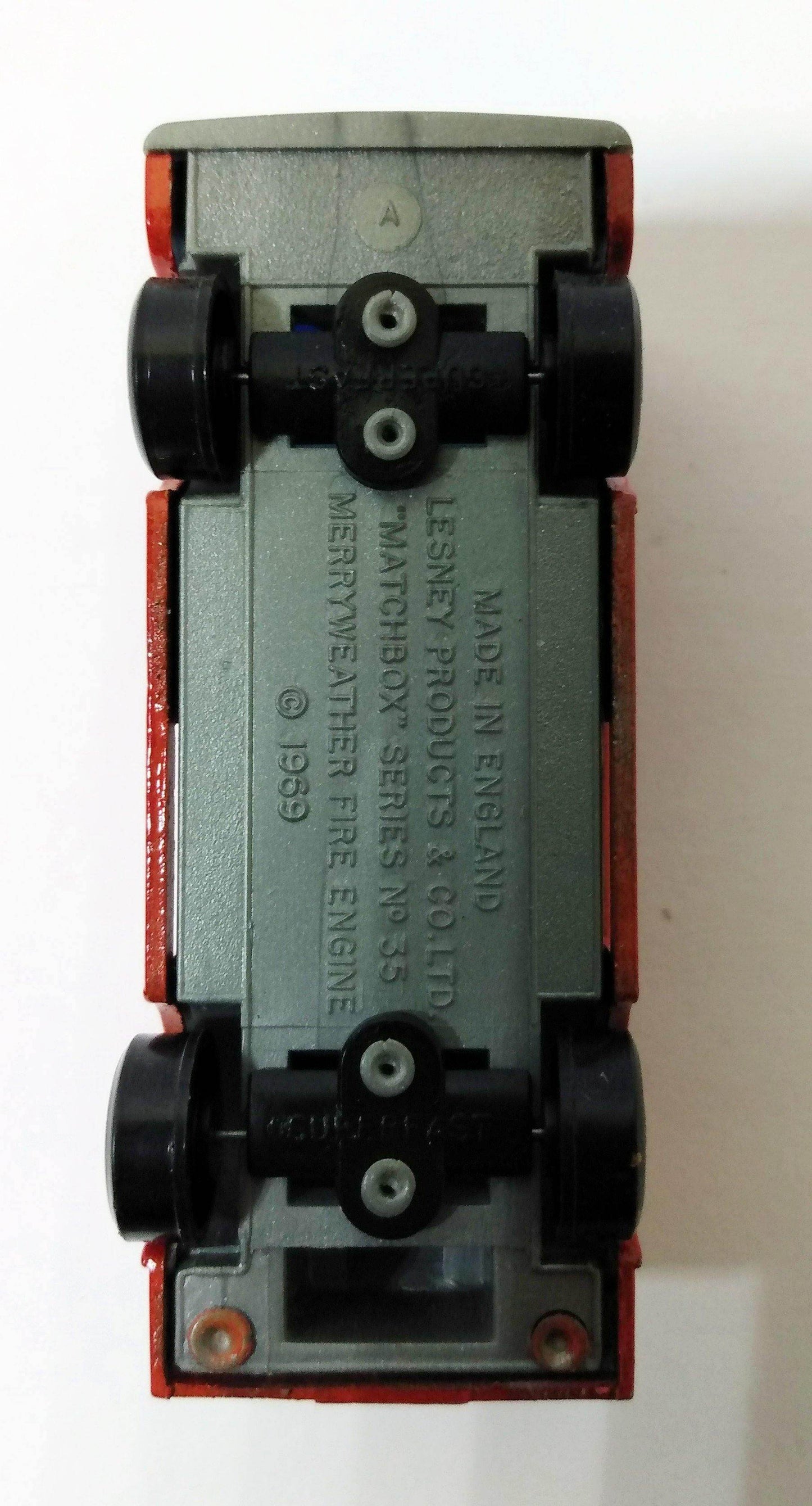 Lesney Matchbox No. 35 Merryweather Fire Engine Superfast England 1971 - TulipStuff