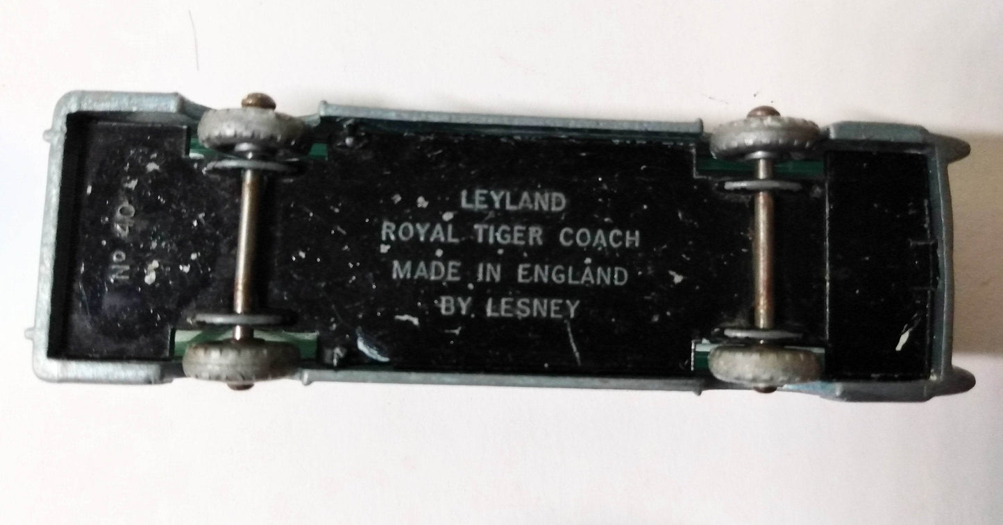 Lesney Matchbox No 40 Leyland Royal Tiger Coach 1961 - TulipStuff