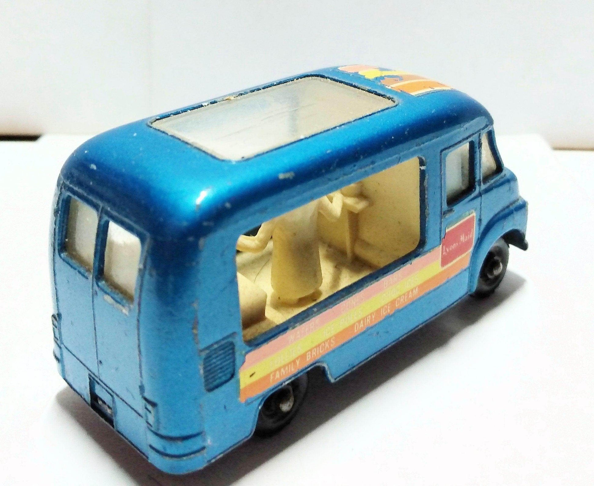 Lesney Matchbox 47 Commer Ice Cream Van Lyons Maid 1963 England - TulipStuff