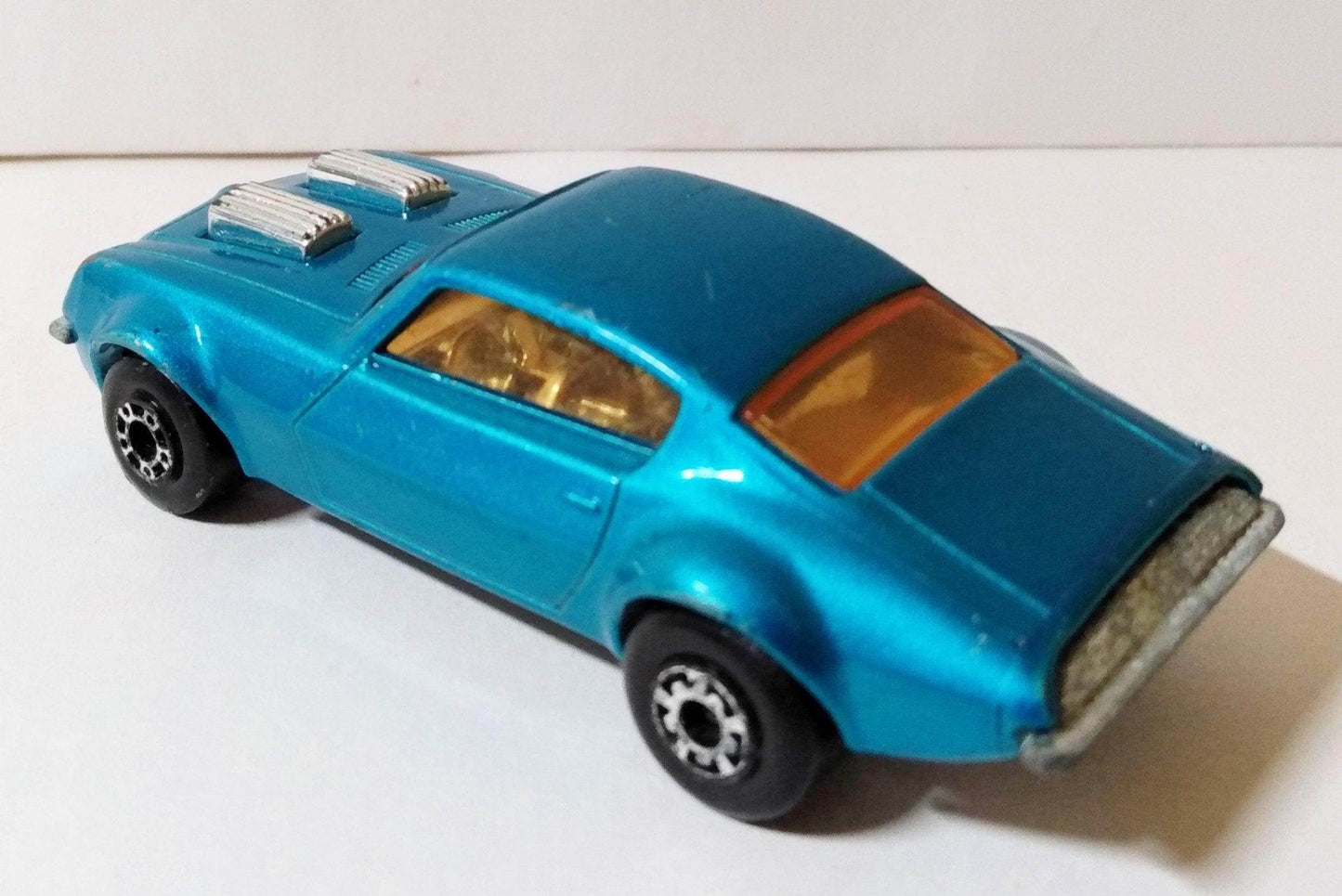 Matchbox  no. 4 Pontiac Firebird Superfast England 1975 - TulipStuff