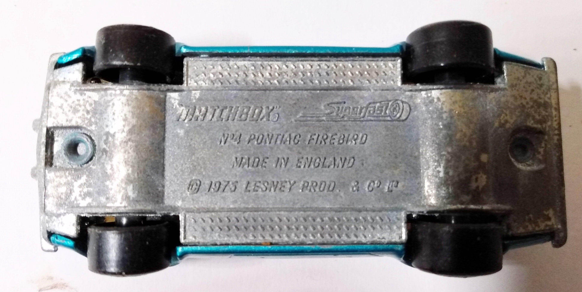 Matchbox  no. 4 Pontiac Firebird Superfast England 1975 - TulipStuff
