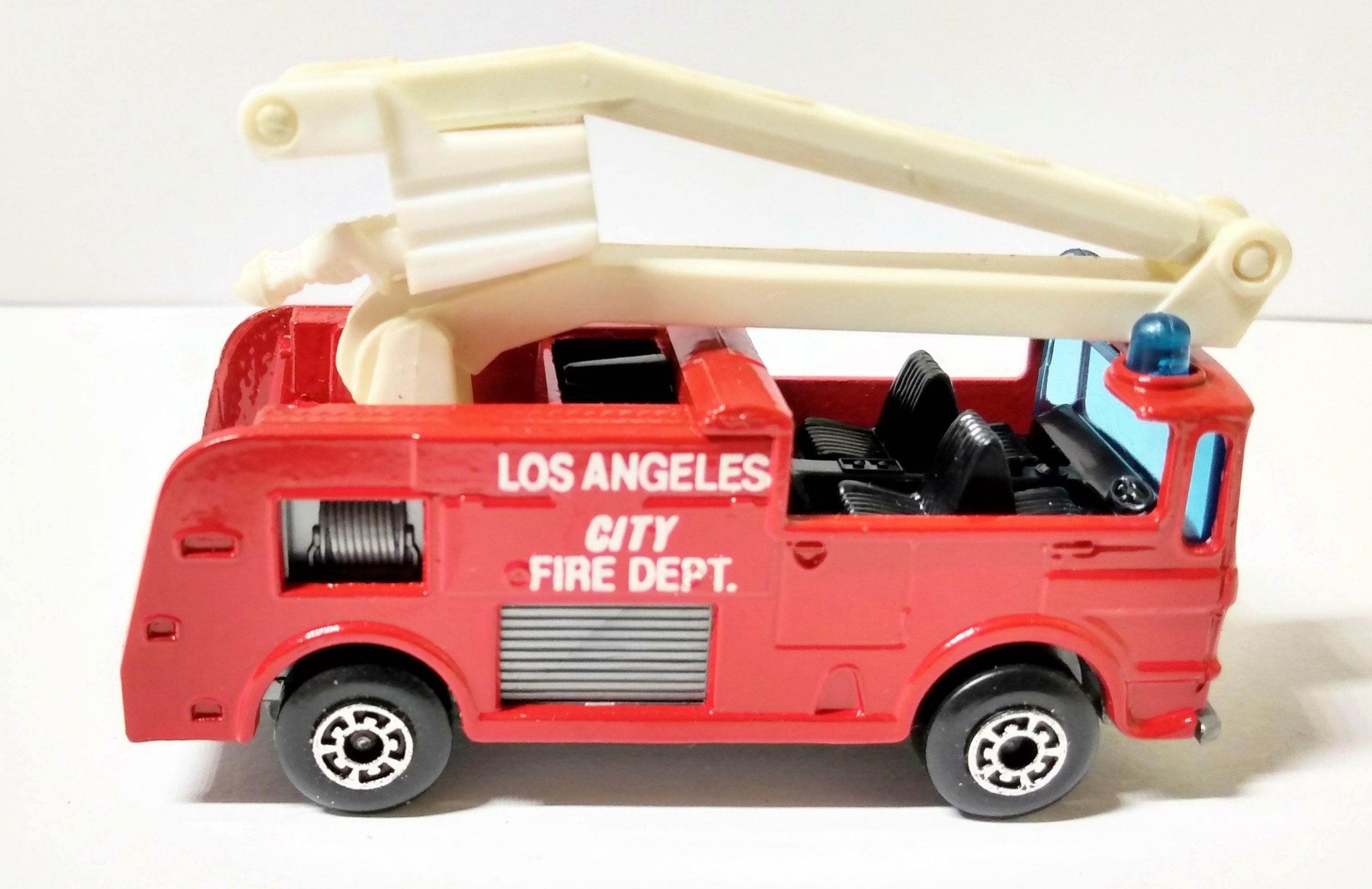 Matchbox 63 Snorkel Fire Truck Los Angeles Fire Dept 1981 England - TulipStuff