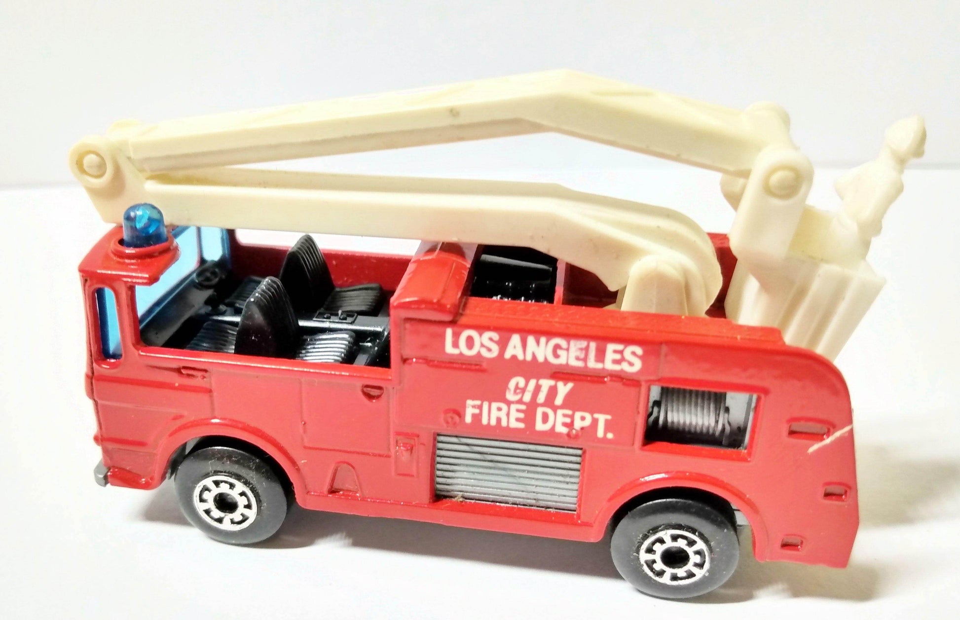 Matchbox 63 Snorkel Fire Truck Los Angeles Fire Dept 1981 England - TulipStuff