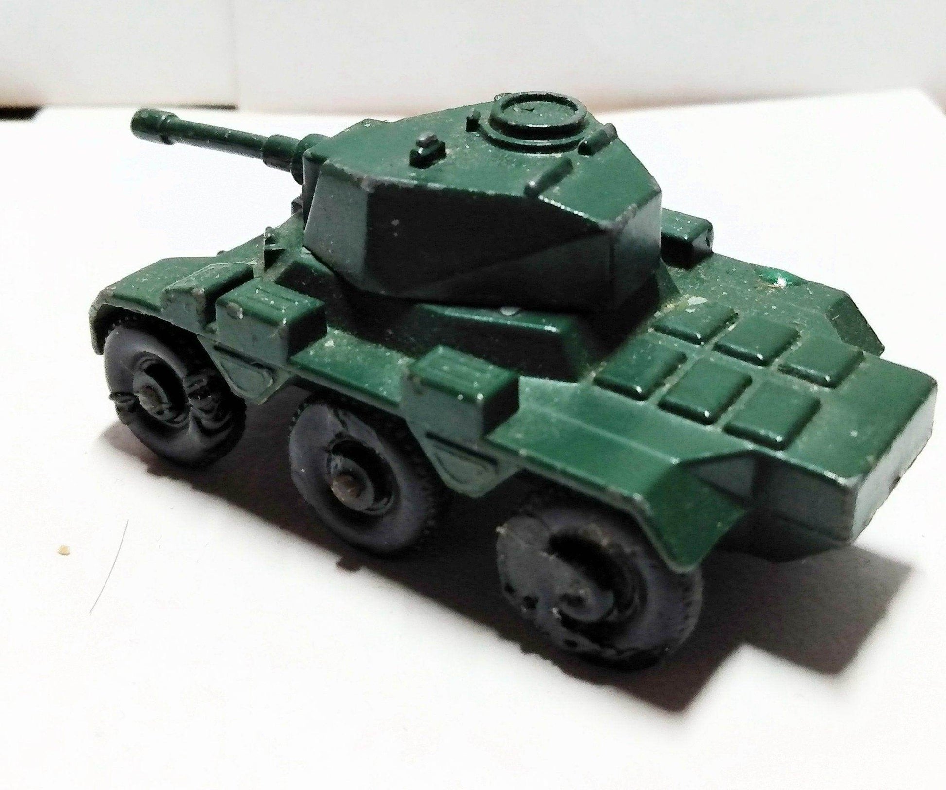Lesney Matchbox No. 67 Saladin Armoured Car Army Tank England 1959 - TulipStuff