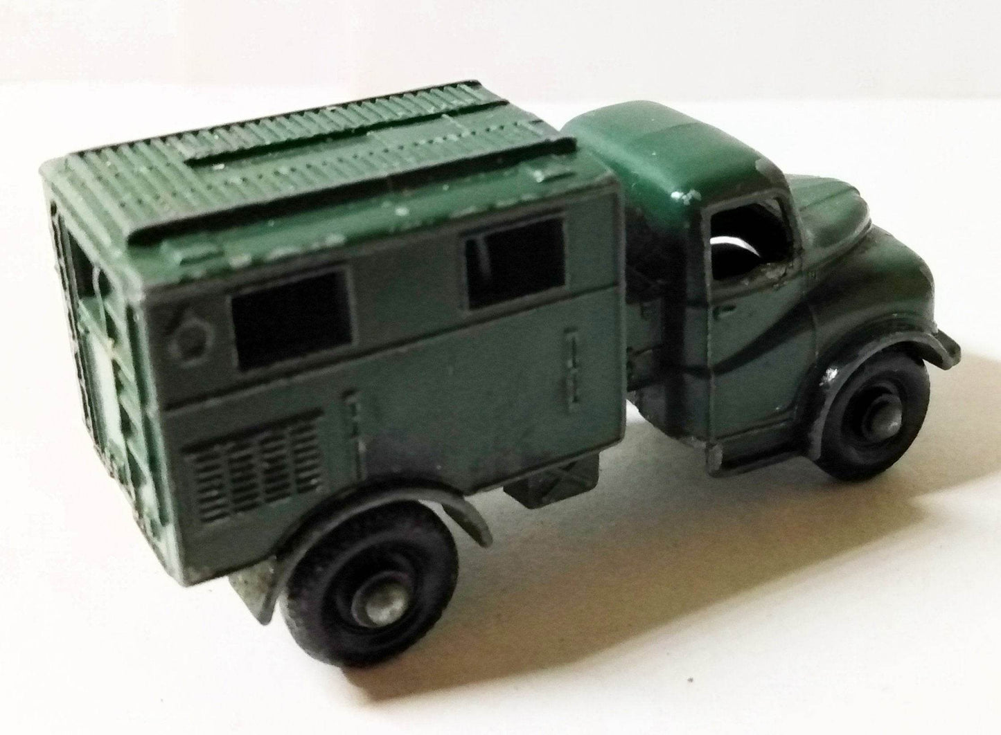 Lesney Matchbox No. 68 Austin Mk 2 Radio Truck Army England 1959 - TulipStuff