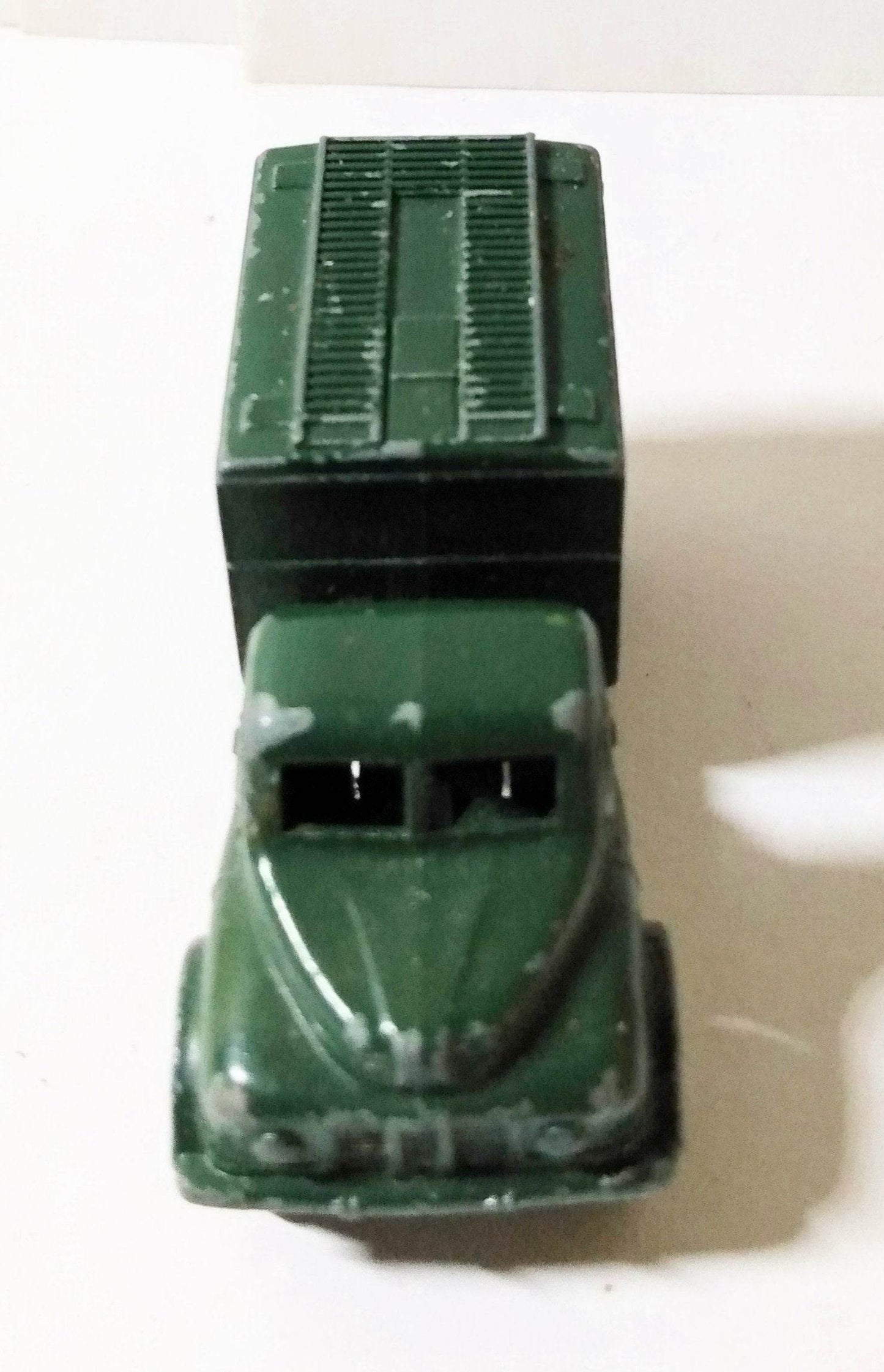 Lesney Matchbox No. 68 Austin Mk 2 Radio Truck Army England 1959 - TulipStuff