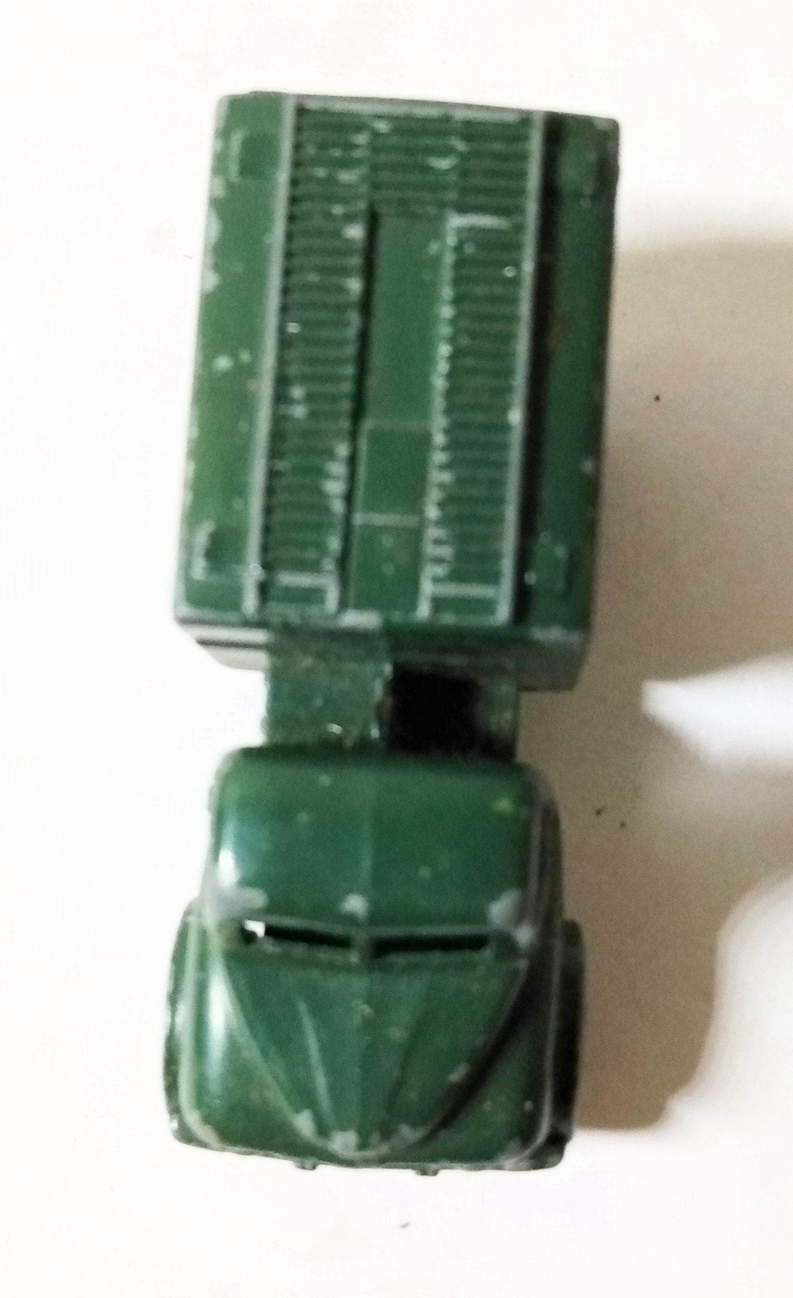 Lesney Matchbox No. 68 Austin Mk 2 Radio Truck Army England 1959 - TulipStuff